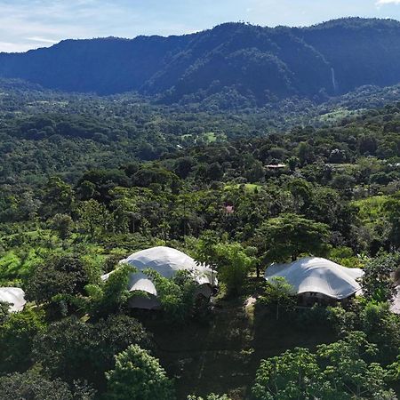 Holos Retreat Center: The Entire Ridge Basecamp Baru 외부 사진