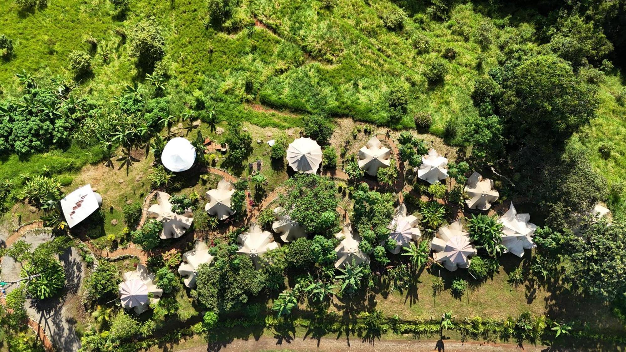 Holos Retreat Center: The Entire Ridge Basecamp Baru 외부 사진